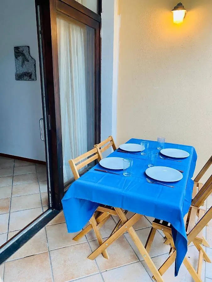 The Sailor'S House Apartment San Pantaleo Italy